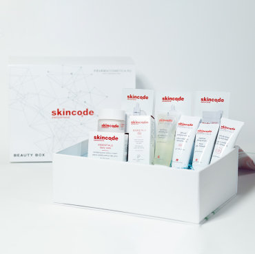 PharmaBeautyBox Beautybox SKINCODE Essеntials -2 (PharmaBeautyBox, Mono Brand)