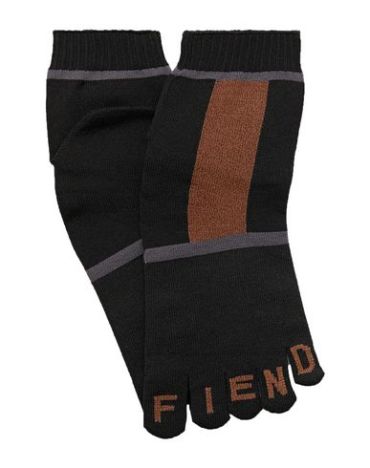 Носки и колготки FENDI