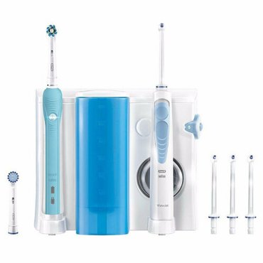 Набор Oral-B Ирригатор Professional Care WaterJet Cleaning system OC165231U Электрическая зубная щетка Pro 700 15714₽