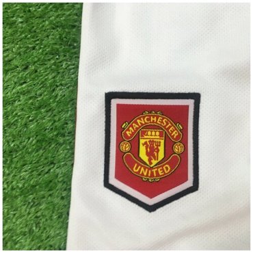 Детская домашняя футбольная форма Манчестер Юнайтед 2022-2023 Ronaldo 7 2000₽