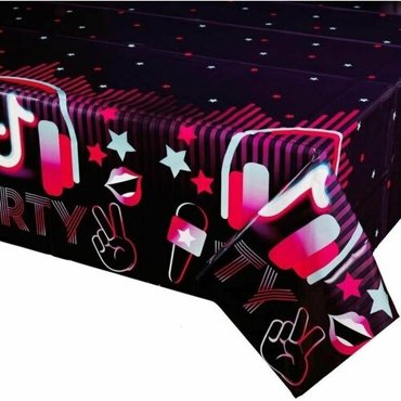 Одноразовая скатерть Весёлая затея пэ Блогер Party 130х180см 392₽