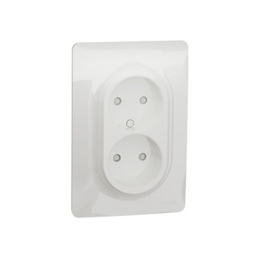 Розетка двойная со шторками без заземления и винтовыми клеммами Unica Studio Schneider Electric белый NU206318 271₽
