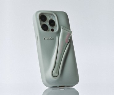 Чехол для Iphone 14 Pro Rhode c бальзамом для губ с ванильным вкусомVanilla 10 ml 22000₽