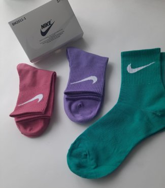 Комплект носков женских Nike BM2011-1 разноцветных 37-41 3 пары 500₽