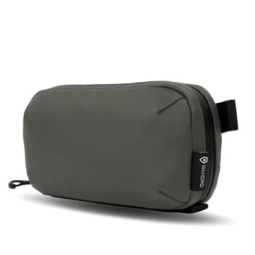 Сумка для фотоаппарата унисекс WANDRD Tech Bag Small зеленая 6790₽