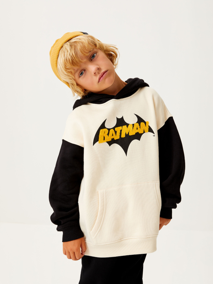 Худи с принтом Batman для мальчиков (белый, 104/ 4-5 YEARS)