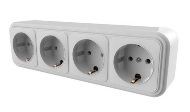 Розетка Duwi 26415 цвет слоновая кость 4 гнезда