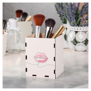 Подставка «Kiss» для маникюрных/косметических принадлежностей, 8 × 8 × 10,5 см
